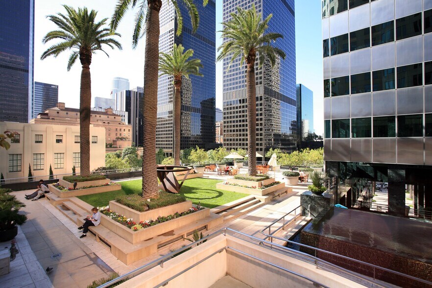 More Photos Of 444 S Flower St, Los Angeles Office For Lease