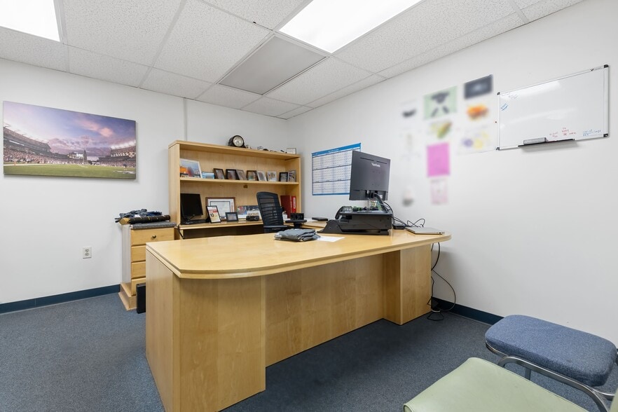 More Photos Of 9 Delta Dr, Londonderry Warehouse For Sale