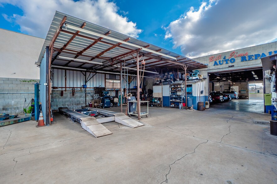 More Photos Of 12211 Hadley St, Whittier Auto Repair For Sale