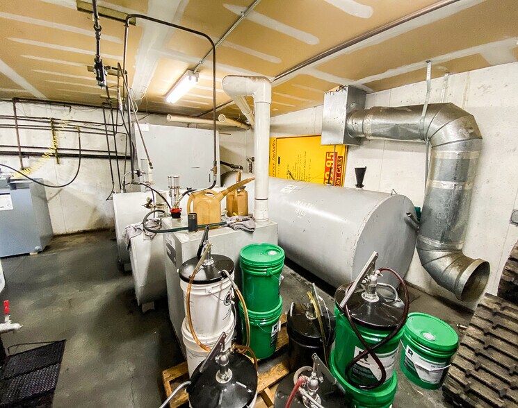 More Photos Of 2450 10th St, Baker City Carwash For Sale