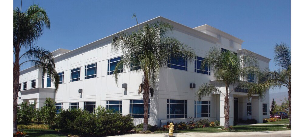 More Photos Of 1177 Idaho St, Redlands Office For Lease