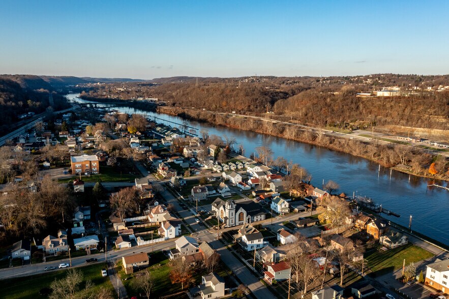 More Photos Of 908 Market St, Beaver Religious Facility For Sale