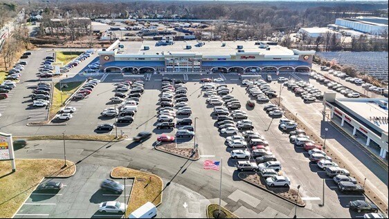 More Photos Of 3600 Park Ave, South Plainfield Storefront For Lease