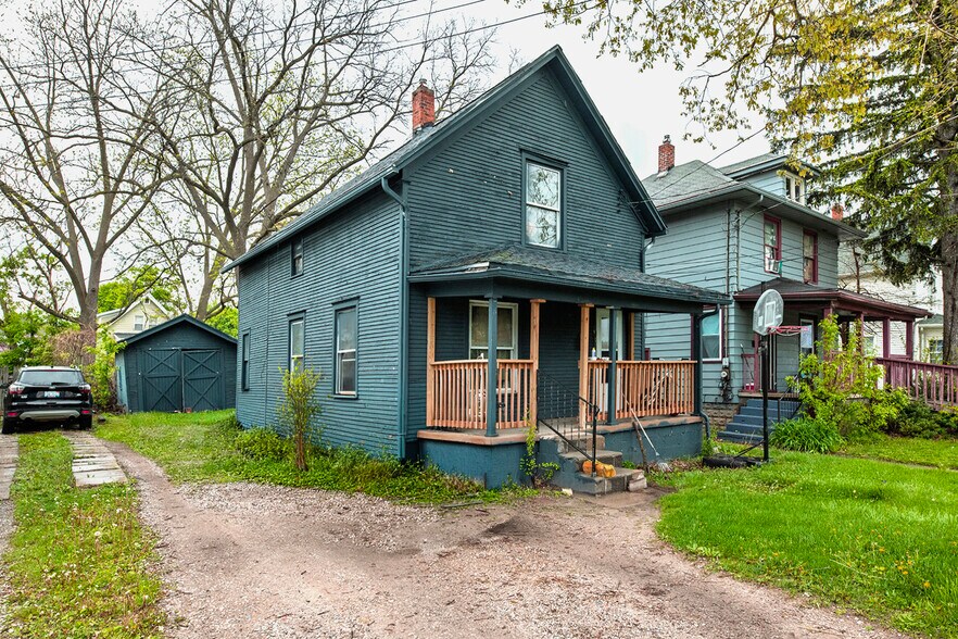 More Photos Of , Lansing Multifamily For Sale
