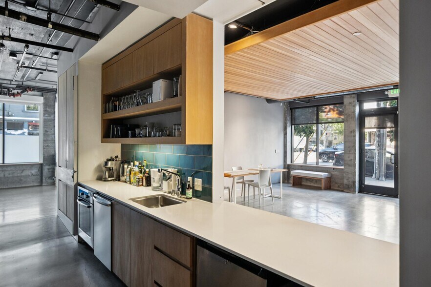 More Photos Of 2405 Folsom St, San Francisco Multifamily For Sale