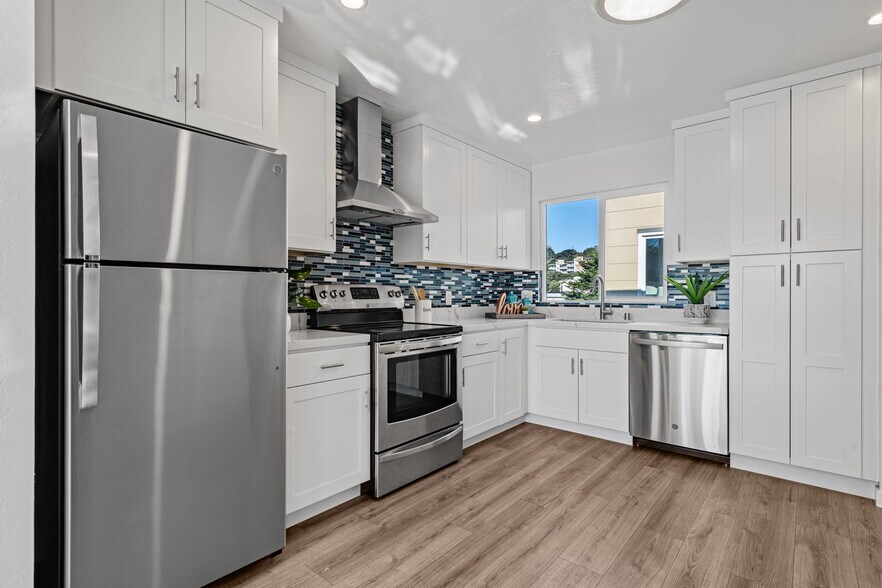 More Photos Of 4606 Cabrillo St, San Francisco Apartments For Sale