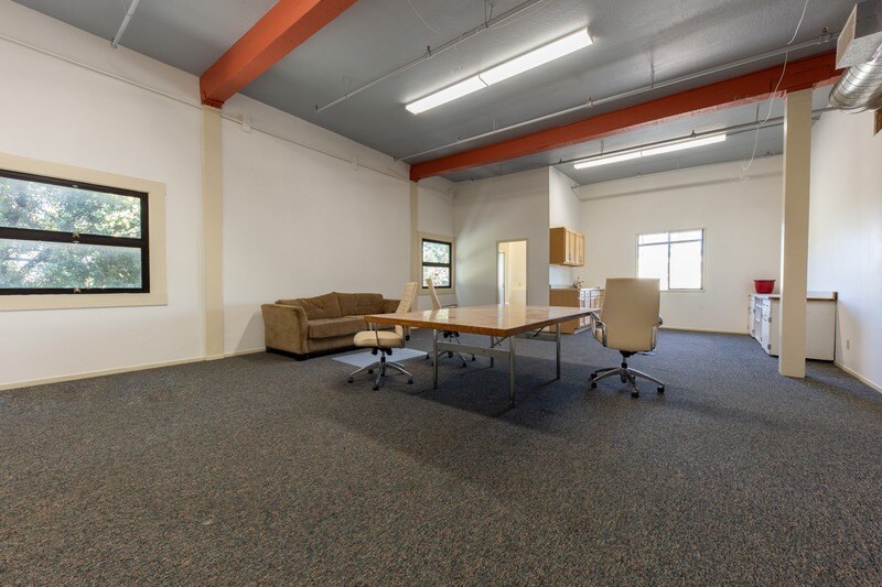 More Photos Of 1595 Fairfax Ave, San Francisco Warehouse For Lease