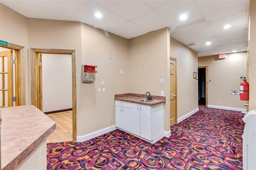 More Photos Of 4725 Gus Thomasson Rd, Mesquite Medical For Sale