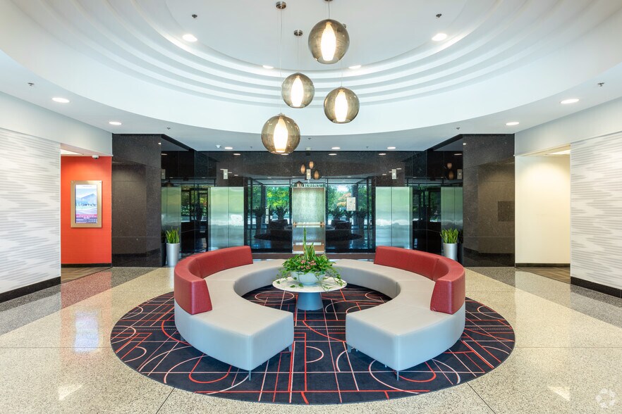 More Photos Of 2800 Livernois Rd, Troy Office For Lease