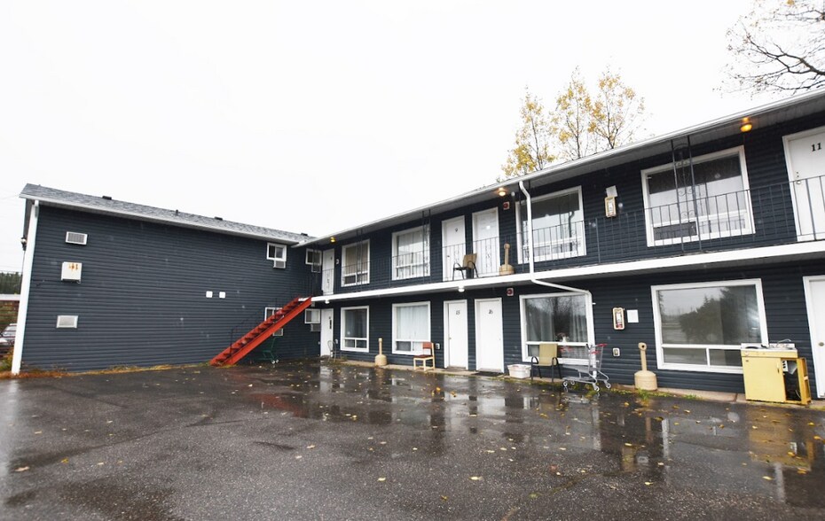 More Photos Of 859 Trunk Rd, Sault Ste. Marie Apartments For Sale