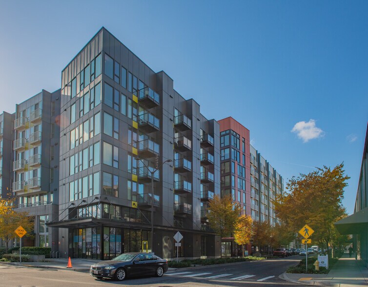 More Photos Of 12282 NE 12th Ln, Bellevue Apartments For Lease