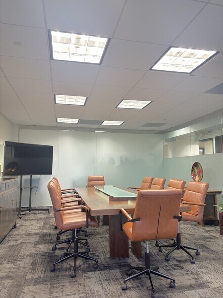 More Photos Of 260 Newport Center Dr, Newport Beach Coworking Space