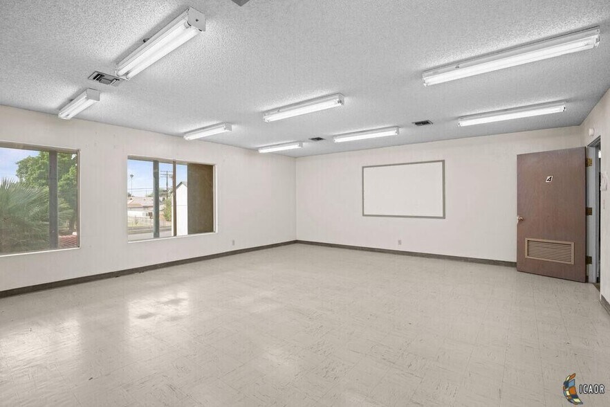 More Photos Of 217 W 7th St, Holtville Religious Facility For Sale