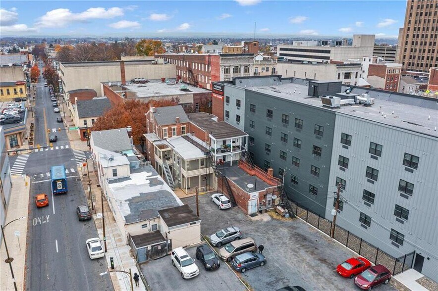 More Photos Of 960 W Hamilton St, Allentown Storefront Retail Residential For Lease