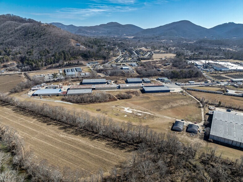 More Photos Of 535 L A White Drive, Fletcher Industrial For Sale