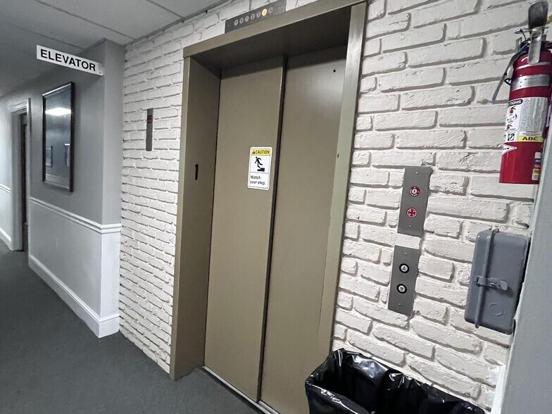 More Photos Of 53 N Duke St, Lancaster Office Residential For Lease