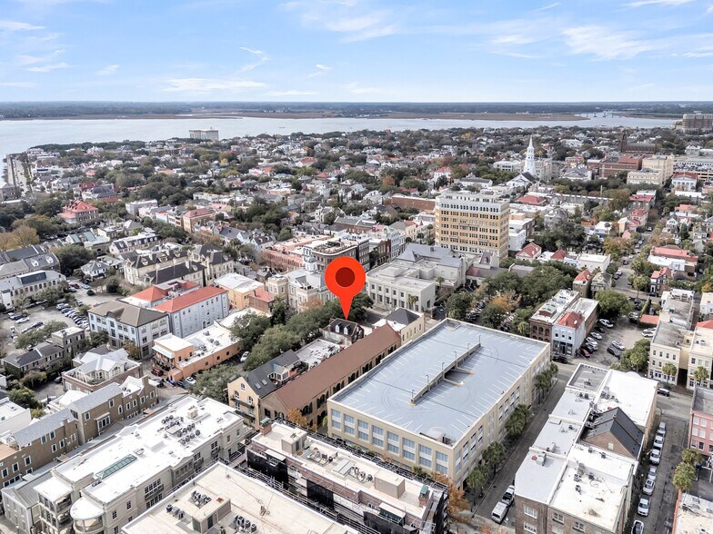 More Photos Of 12 Gillon St, Charleston Office For Lease
