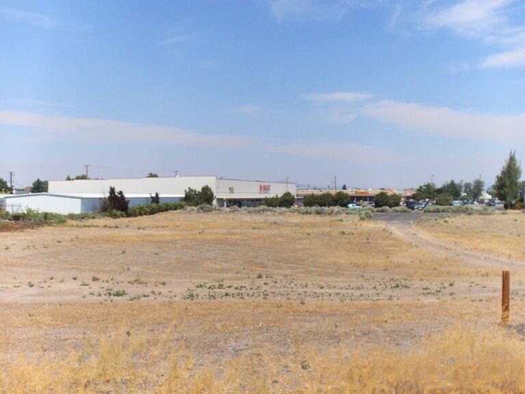 More Photos Of 1760-1780 SW Umatilla Ave, Redmond Land For Sale