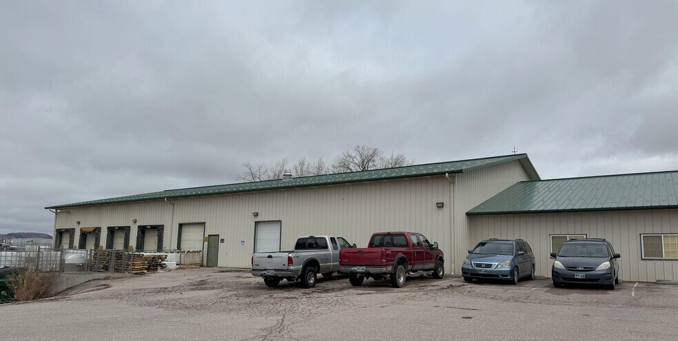 Primary Photo Of 1051 Kennel Dr, Rapid City Industrial For Sale