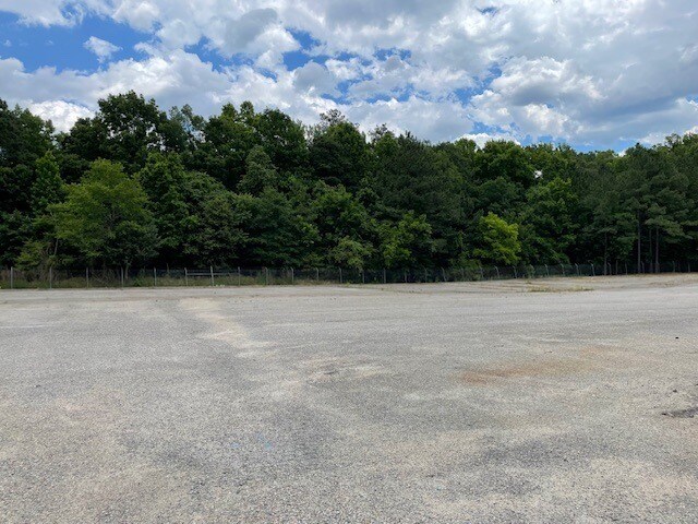 More Photos Of 9725 Express Ln, North Chesterfield Land For Lease