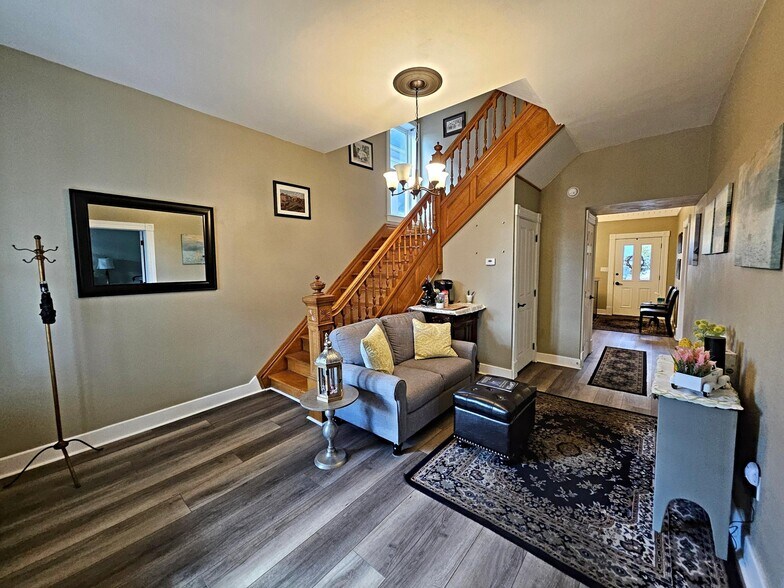More Photos Of 116 Center St, Saint Marys Office Residential For Sale