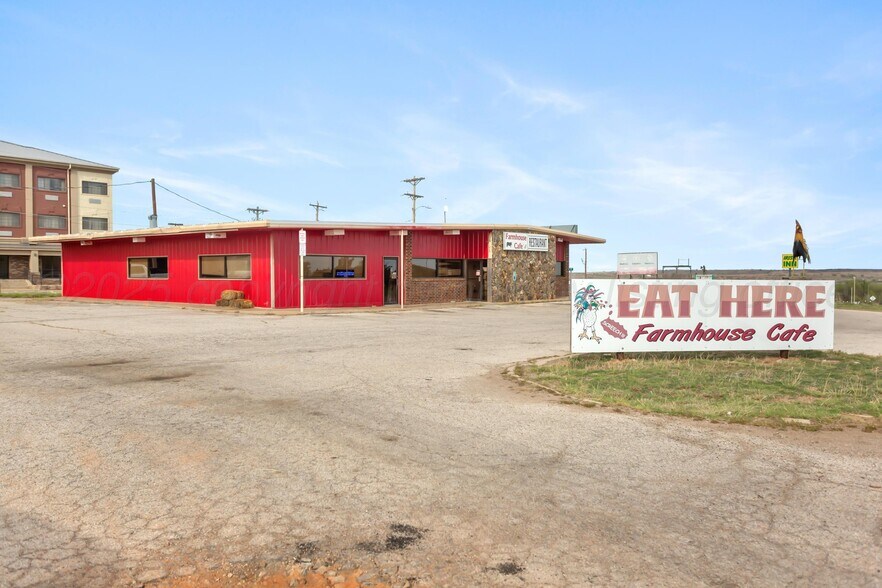 More Photos Of 103 Interstate 40, Shamrock Restaurant For Sale