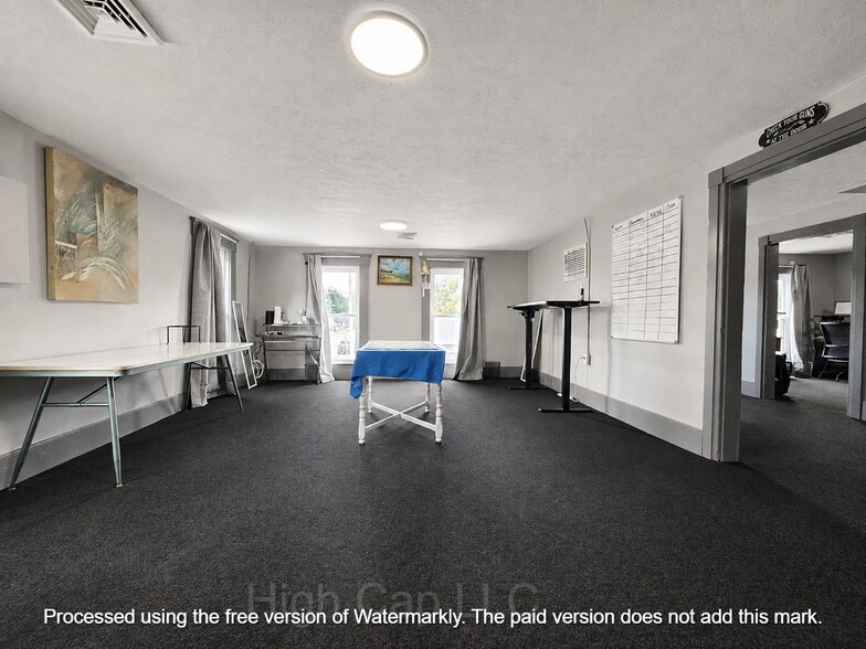 More Photos Of 20 W Clark St, North Hampton Freestanding For Lease