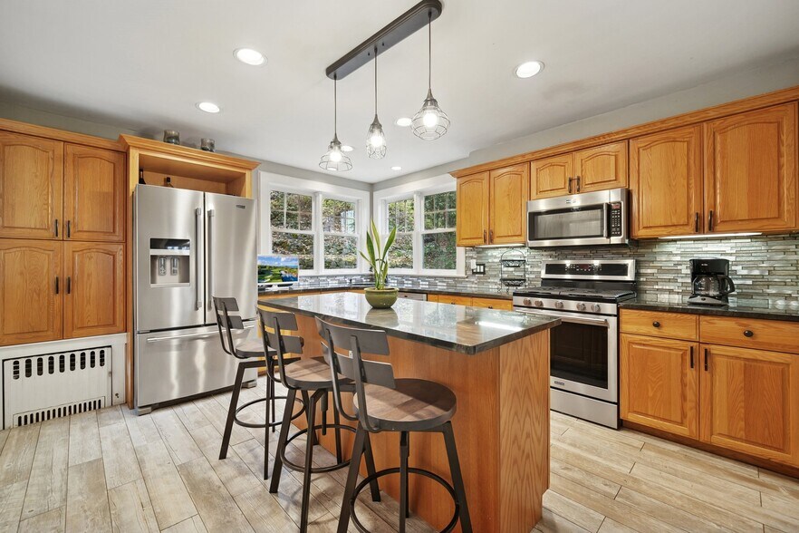 More Photos Of 526 Highland Ave, Montclair Hospitality For Sale