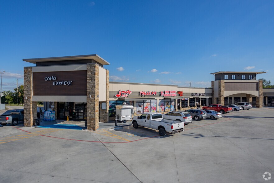 More Photos Of 1520 College Ave, South Houston Storefront For Lease