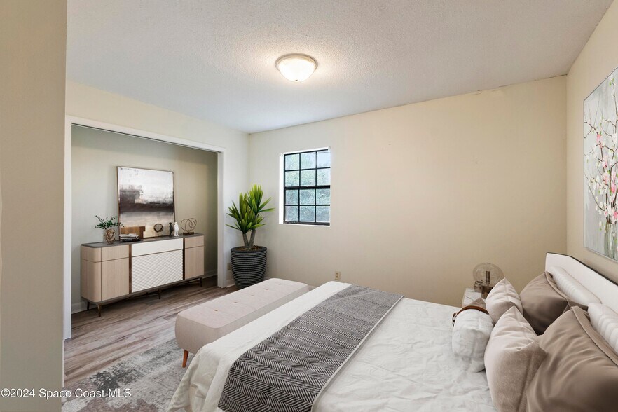 More Photos Of 3034 Jefferson St, Marianna Apartments For Sale