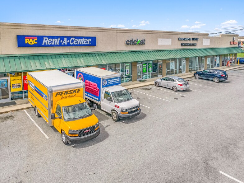 More Photos Of 1867-1896 US Highway 82 W, Tifton Freestanding For Lease