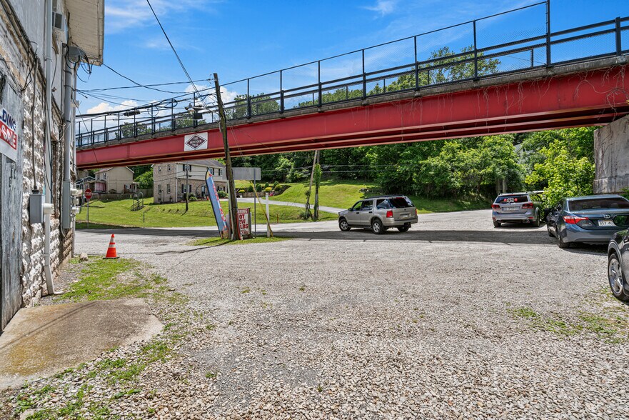 More Photos Of 3772 Millers Run Rd, Mc Donald Apartments For Sale
