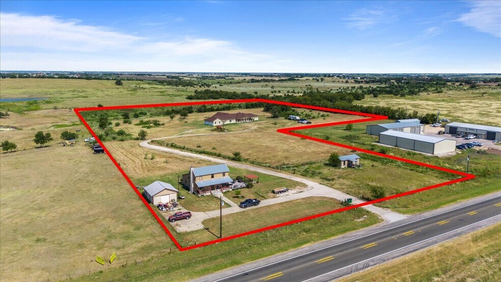 More Photos Of 16508 N Fm 973 Rd, Manor Specialty For Sale