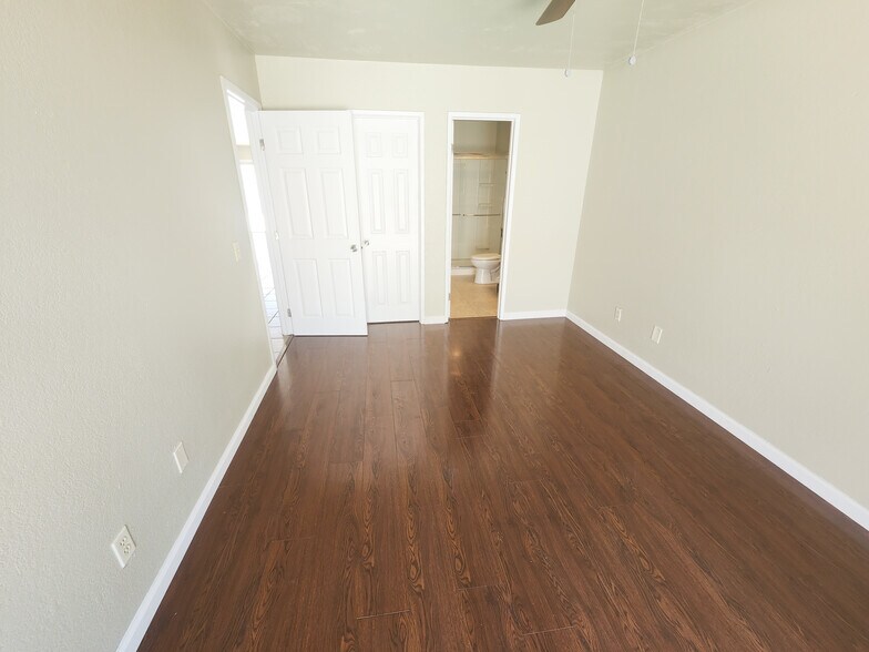 More Photos Of 33654 Pueblo Trl, Cathedral City Apartments For Sale