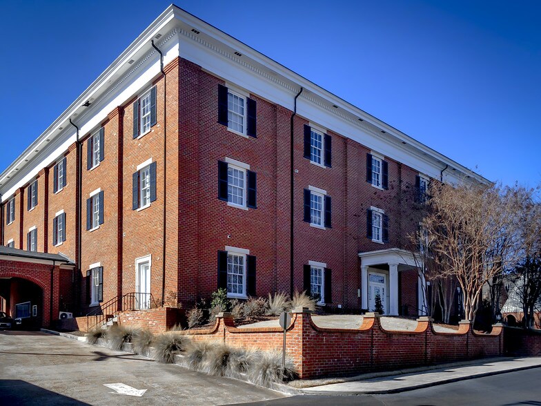 More Photos Of 710 Main St, Columbus Office For Sale