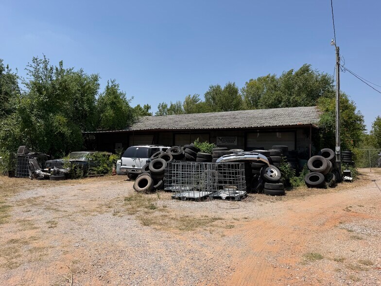 More Photos Of 725 County Street, Tuttle Auto Salvage Facility For Sale
