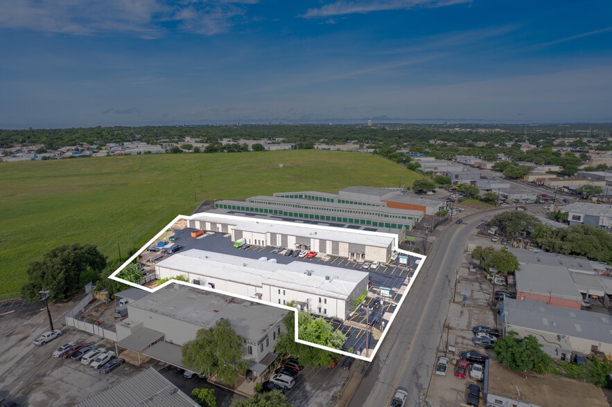 More Photos Of , San Antonio Flex For Sale
