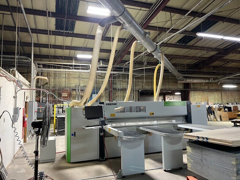 More Photos Of 601 Kellam Rd, Dublin Warehouse For Sale