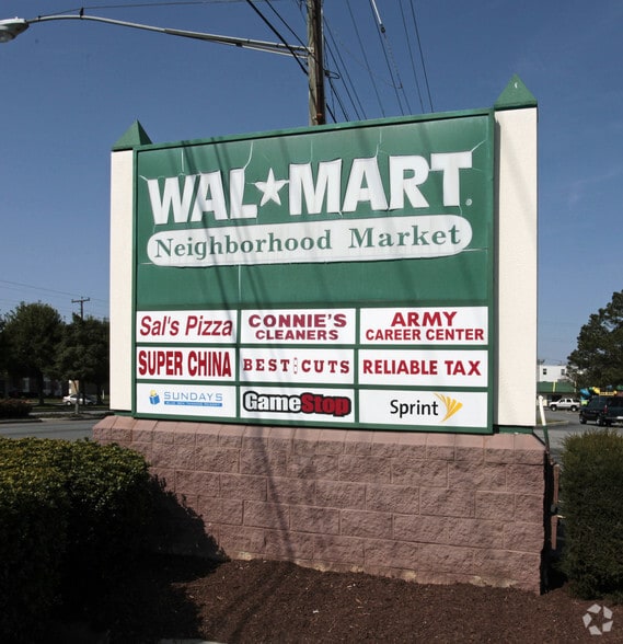 More Photos Of 1710-1738 E Little Creek Rd, Norfolk Storefront For Lease