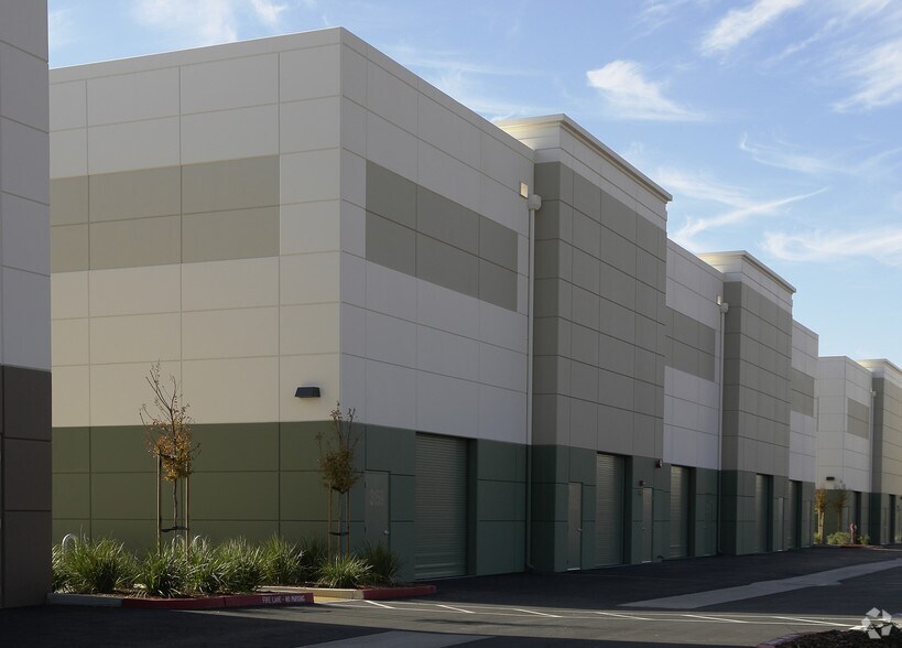 More Photos Of 3141-3159 Independence Dr, Livermore Research And Development For Lease