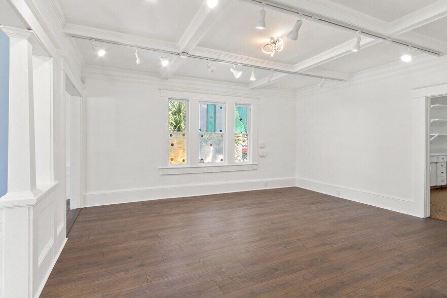 More Photos Of 131 King St, Saint Augustine Freestanding For Sale