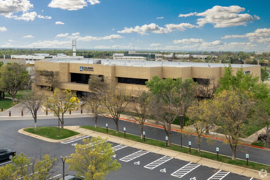 More Photos Of 13801 Wireless Way, Oklahoma City Office For Lease