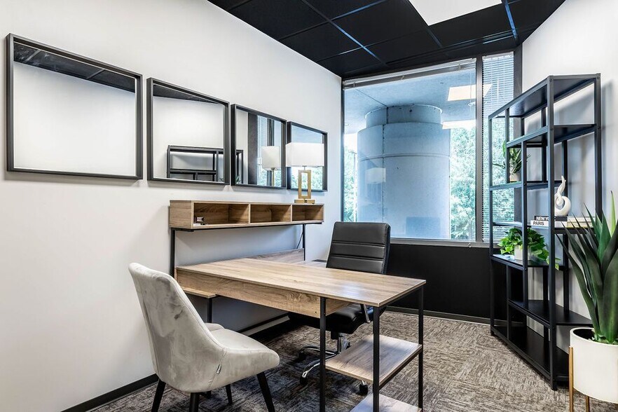 More Photos Of 3100 Interstate N Cir, Atlanta Coworking Space