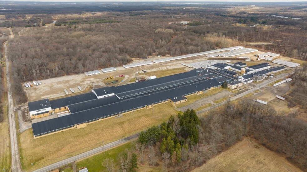 More Photos Of 16123 Armour St NE, Alliance Warehouse For Lease