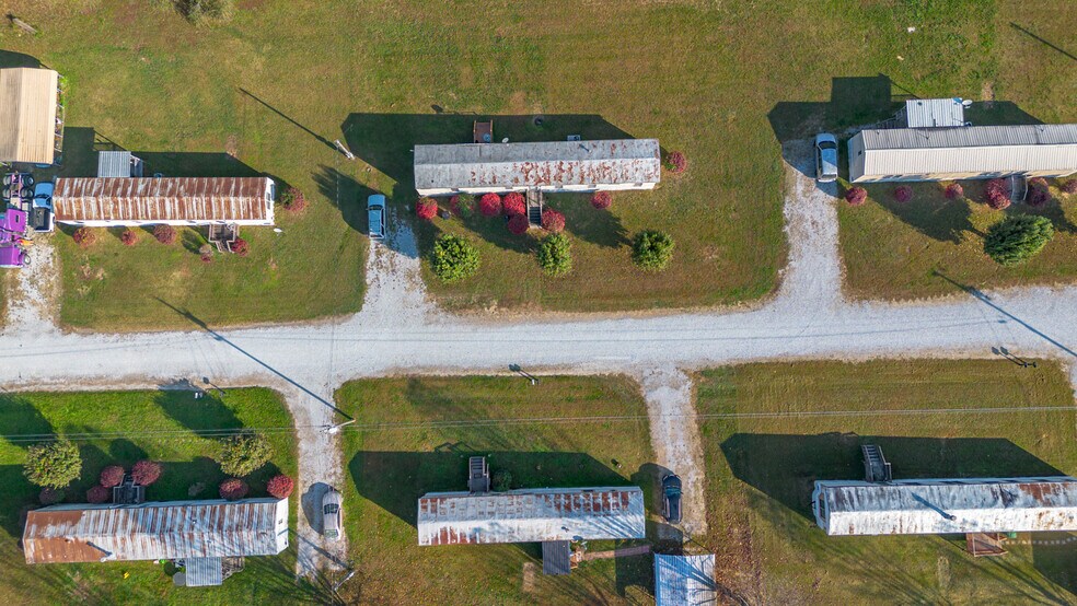 More Photos Of 1-16 Ez Ln, Manchester Manufactured Housing Mobile Home Park For Sale