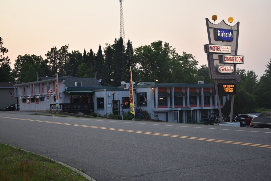More Photos Of W11466 US Hwy 8, Dunbar Restaurant For Sale