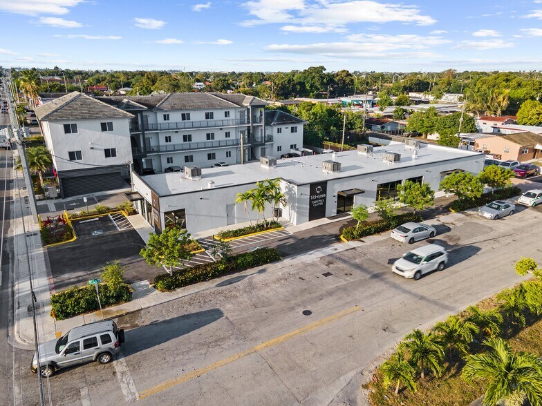 More Photos Of 4298 Palm Ave, Hialeah Freestanding For Sale