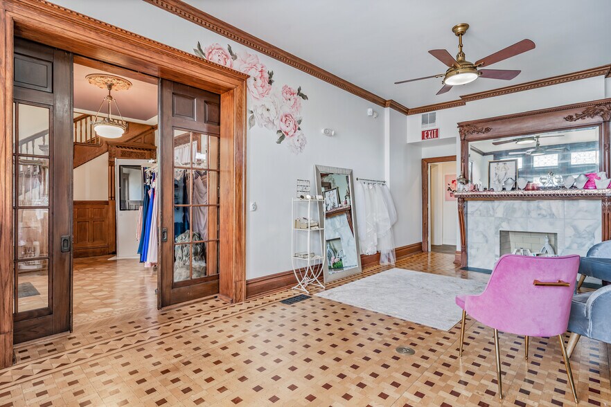 More Photos Of 624 W Wayne St, Fort Wayne Loft Creative Space For Sale