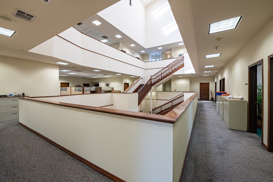 More Photos Of 16600 Woodruff Ave, Bellflower Medical For Lease