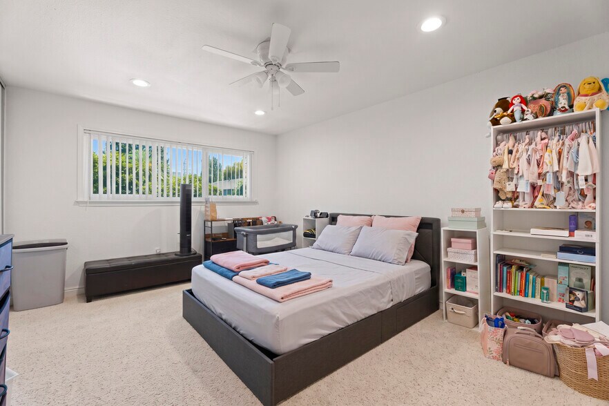 More Photos Of 4930 National Ave, Los Gatos Apartments For Sale